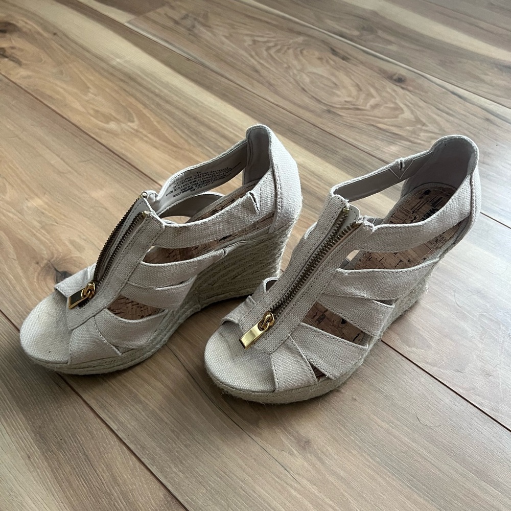 Marona Wedges